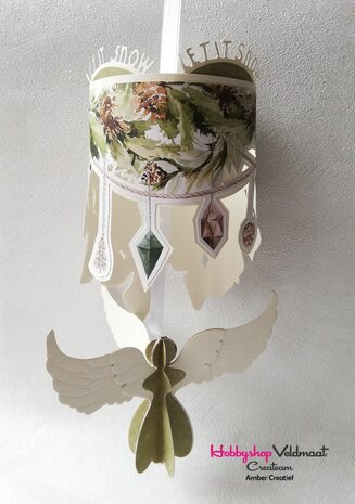 Marianne Design Craftable Let it snow Circle by Marleen (ENG) CR1600