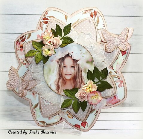 Dutch Doobadoo Dutch Shape Art Octo Flower Afmeting 21x21. Nummer 470.713.177